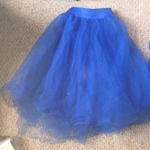 Knee length, Tulle skirt😍